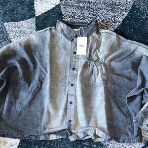 m n m l Men's Gray Button-Up Shirt